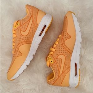 Nike Airmax (Orange)